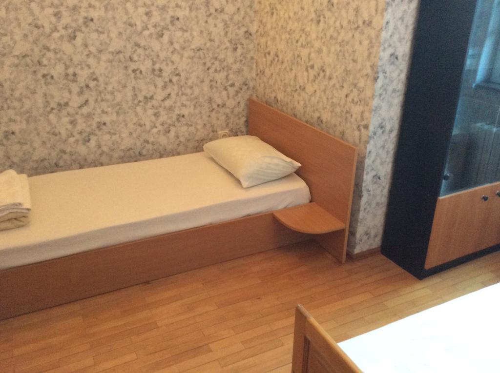 ナショナル ホテル ルセ 部屋 写真